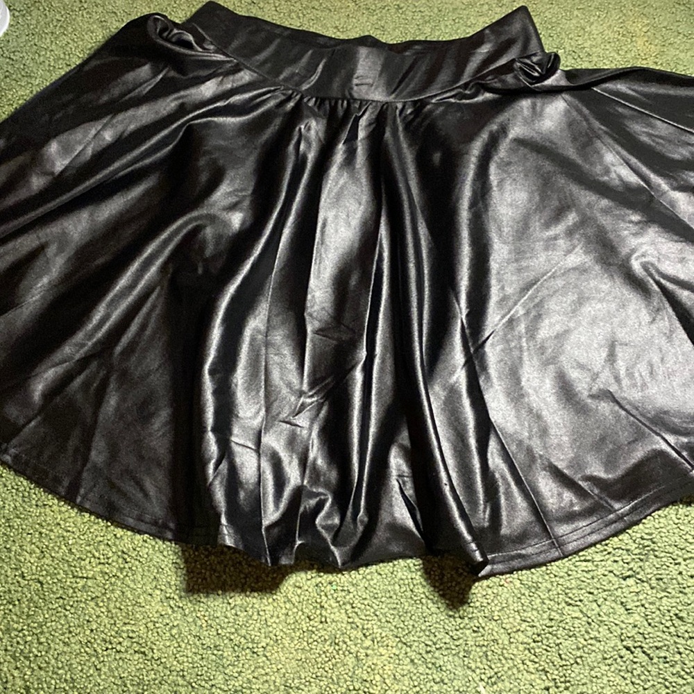 Kathy black pleather like skirt